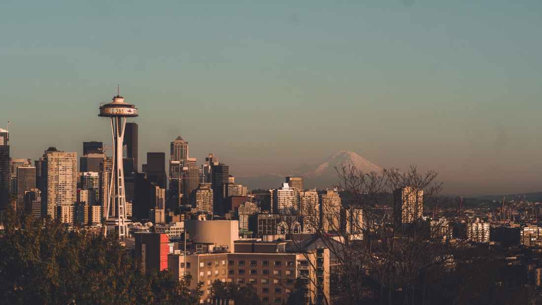 photo of seattle skyline